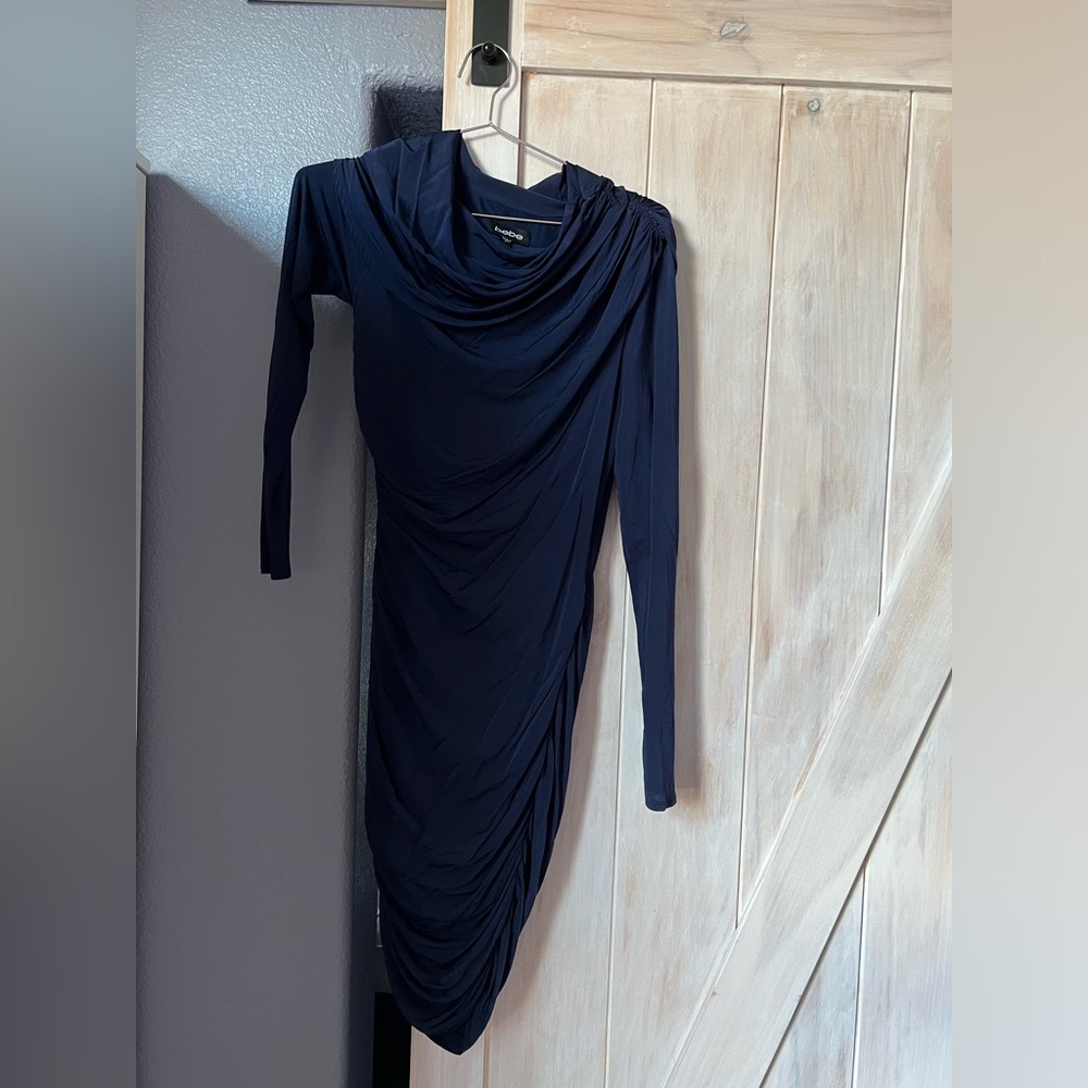 Bebe dress